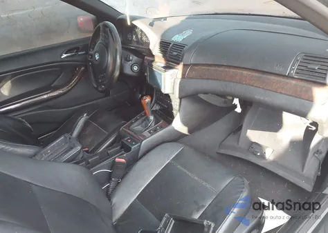 2001 BMW 325Ci from USA, damaged, VIN WBABS33411JY41725